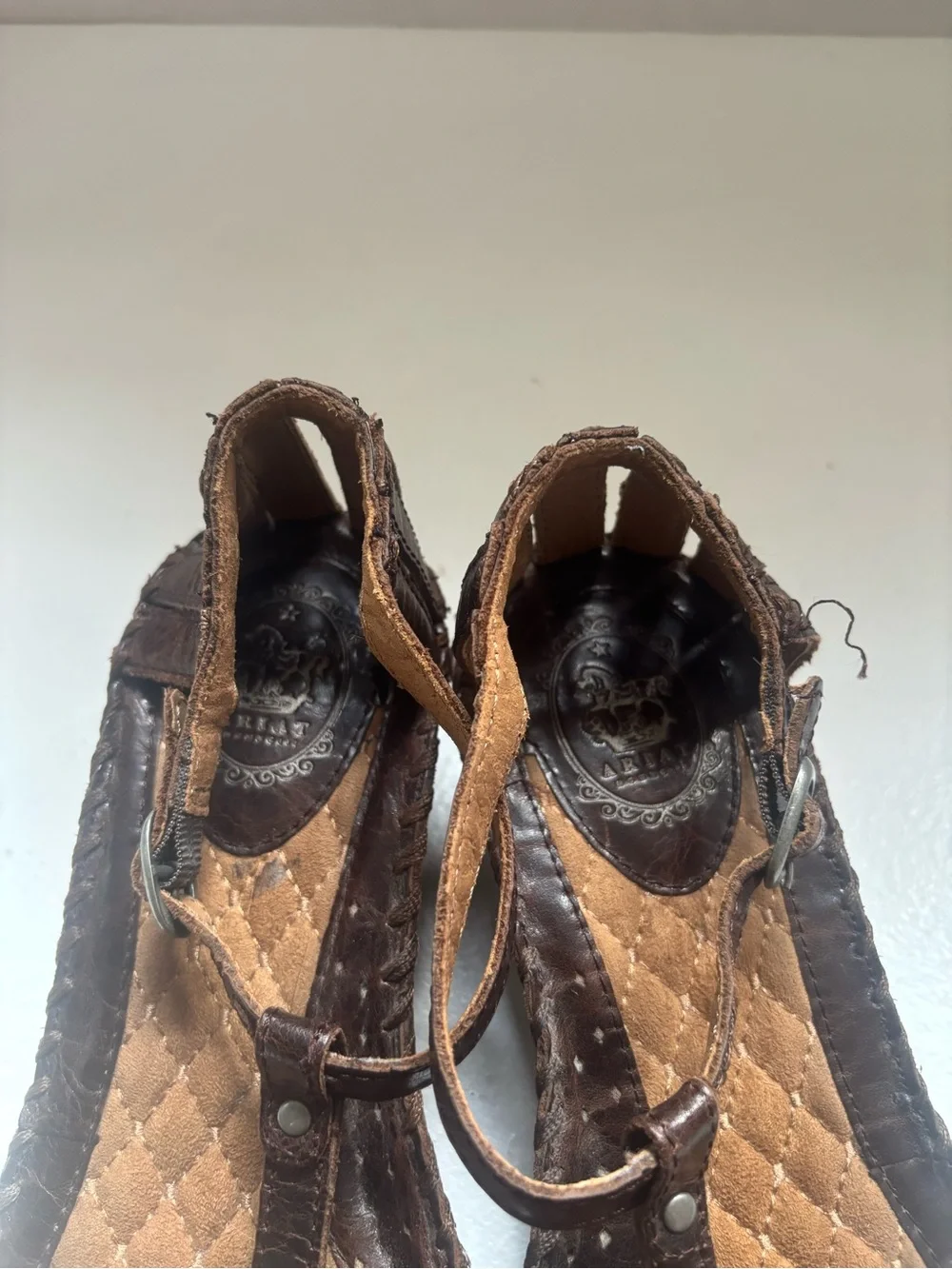 ARIAT Shalimar Brown Leather T-Strap Wedge Heeled Gladiator Sandal Size 9